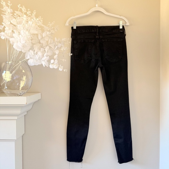 Mother Looker Ankle Fray in Guilty as Sin (Size 26) - Picture 5 of 8